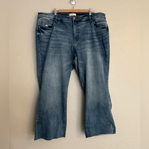 Kut from the Kloth Kelsey Fab Ab Ankle Flare Blue Jeans Size 22W Plus Size - Picture 2 of 11